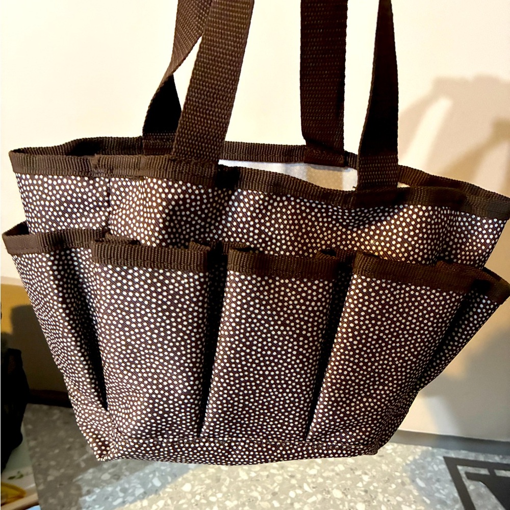 2 for $10: Thirty one small organizer with outside pockets and handles